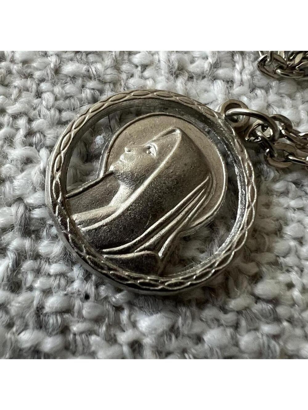Catholic Virgin Mary Necklace View 4